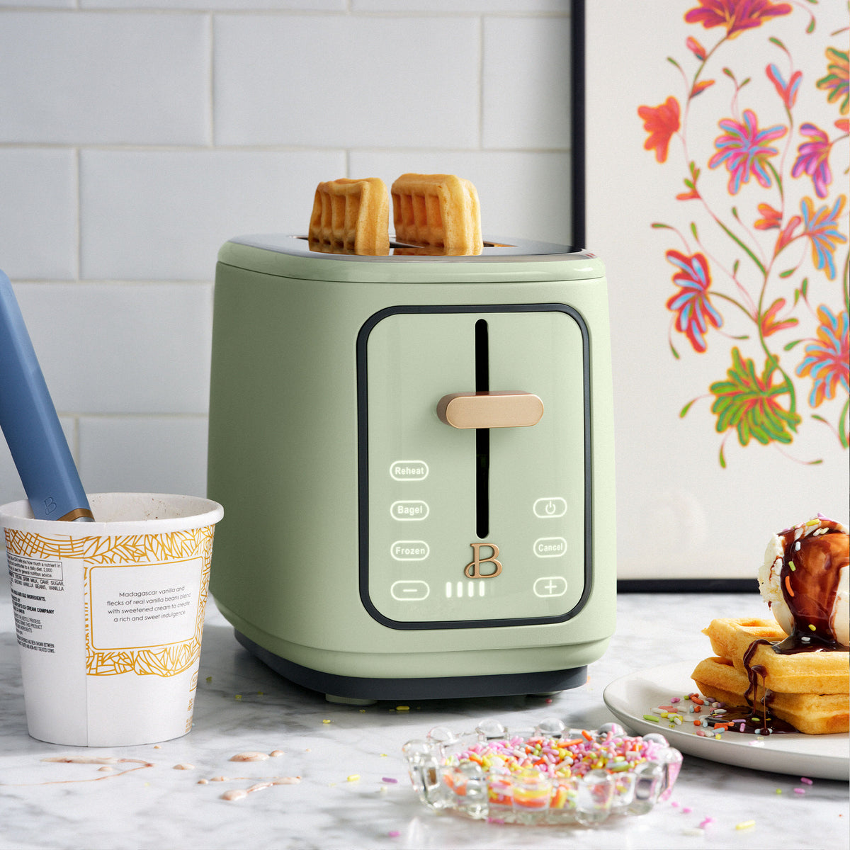 Toaster With Toast